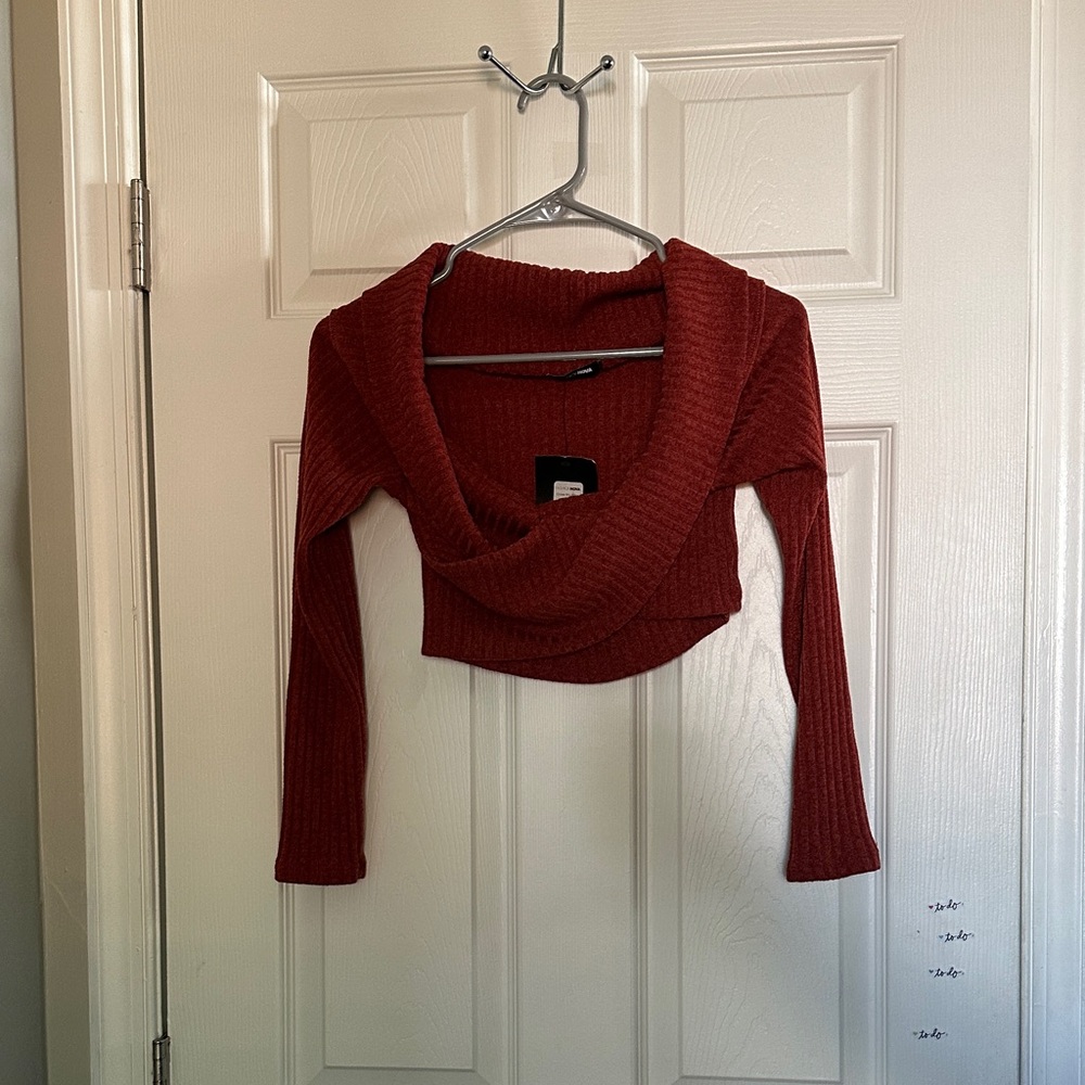 Fashion Nova Burgundy Knit Cropped Sweater/ Burgundy
